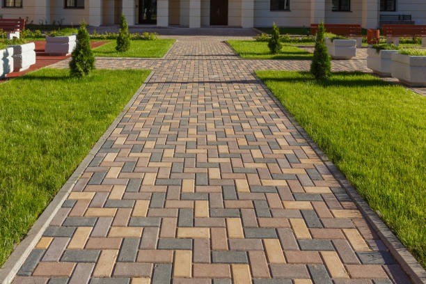 Best Driveway Paving Company  in Cascades, VA